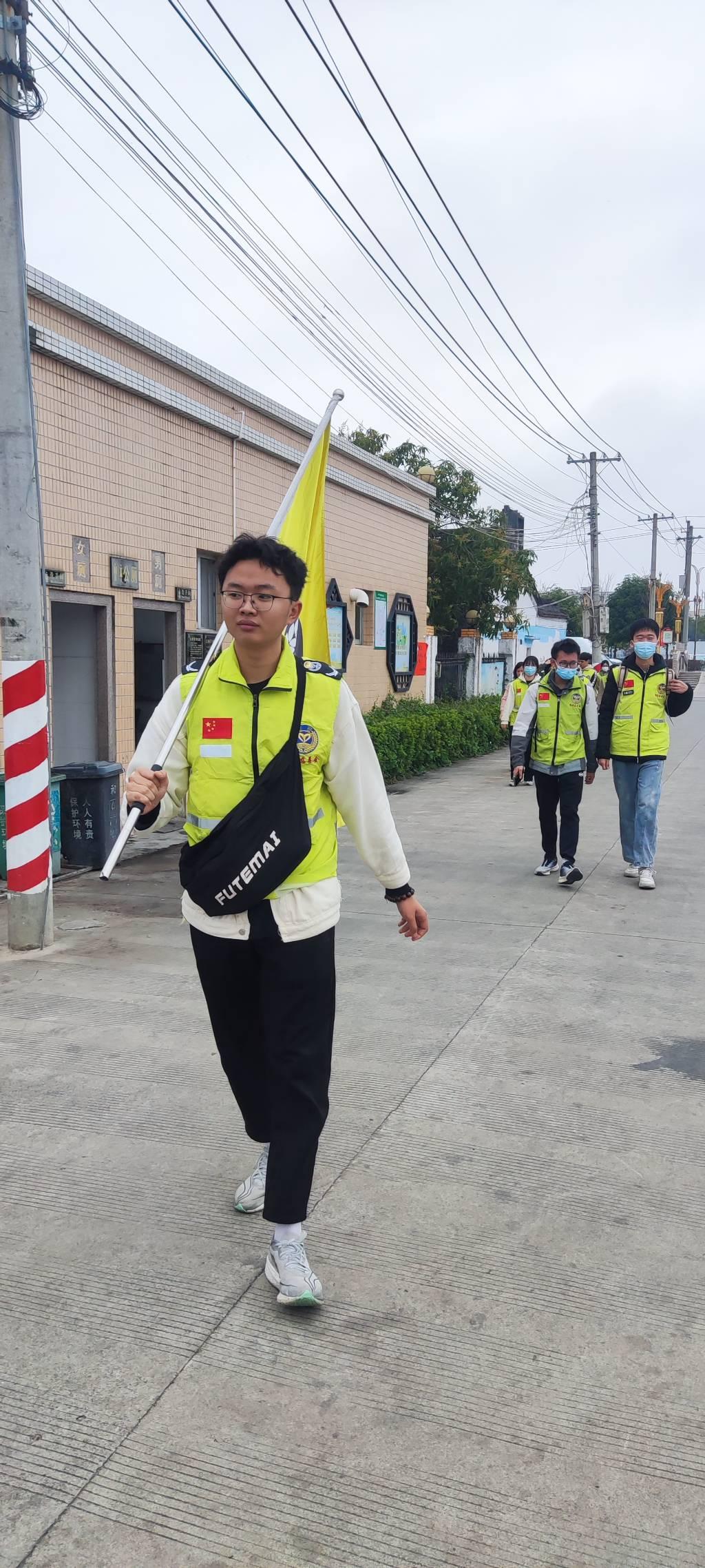 我们在前往下一个目的地的路上...